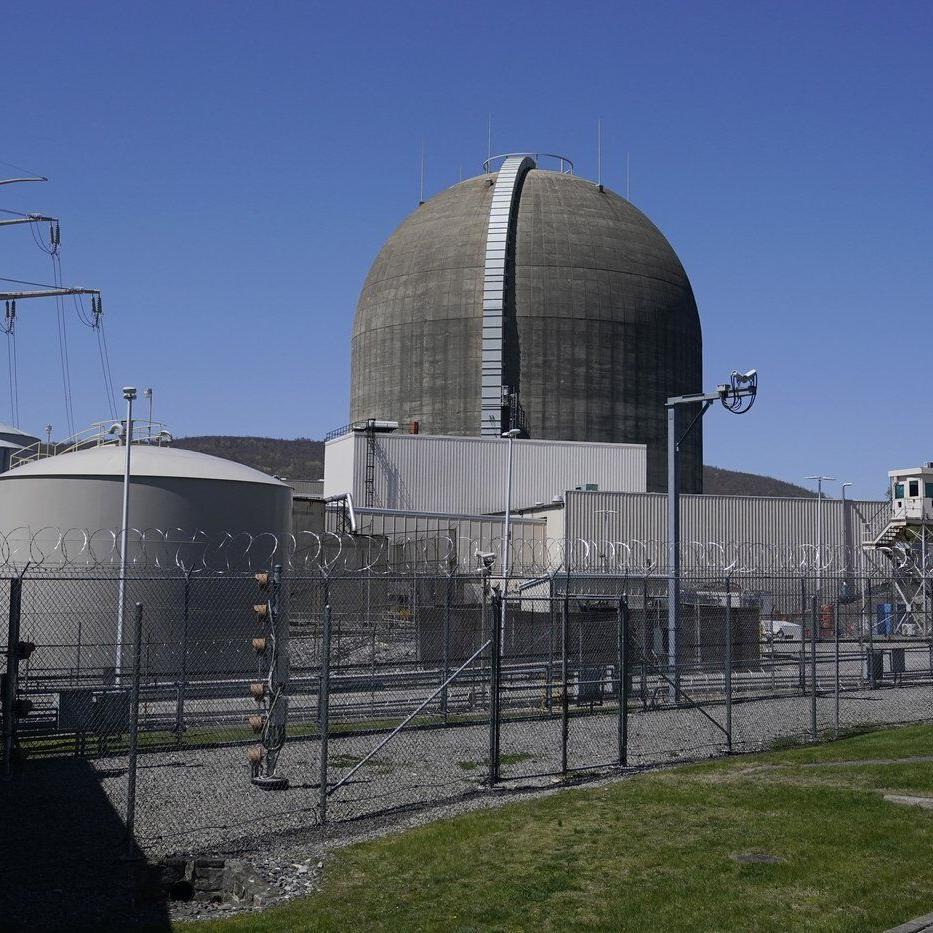 New York governor seeks to build the state’s first new nuclear power plant in decades